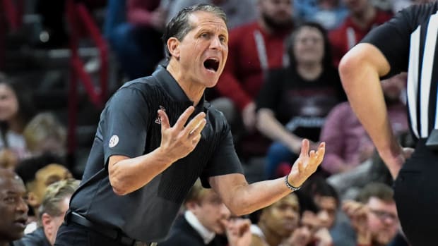 Razorbacks Eric Musselman against Georgia